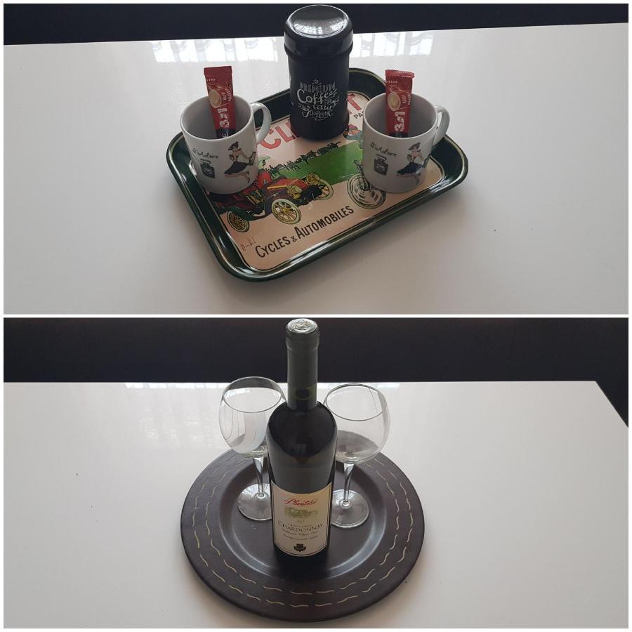 Apartmani Sarah Tuzla Esterno foto
